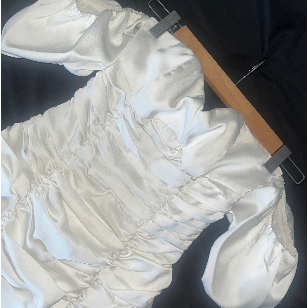 MESHKI - white gathered dress - size XXS - Picture 1 of 4